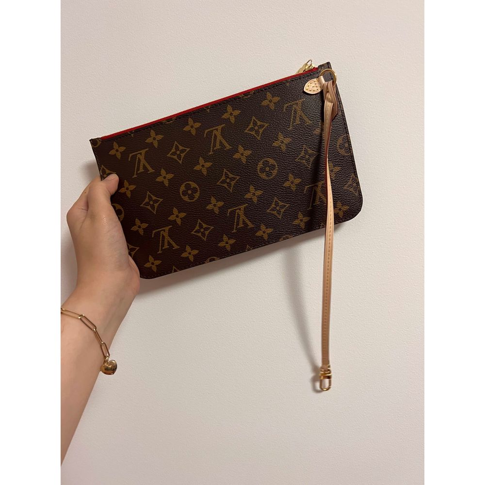 BRAND NEW Louis Vuitton monogram wristlet new in box